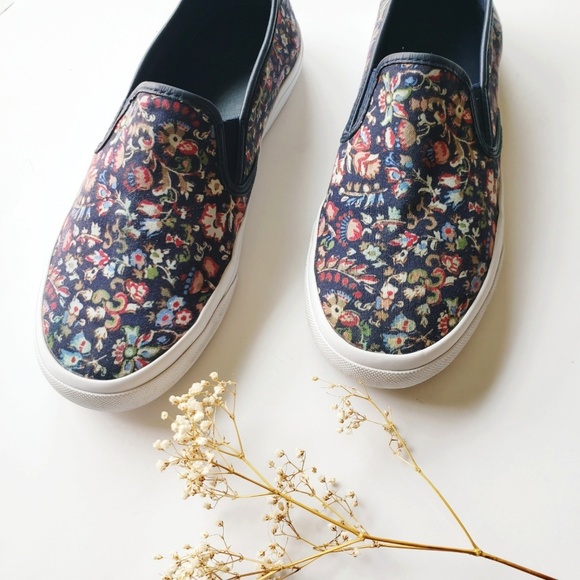 Tory Burch Shoes - Tory Burch Hanover Floral Slip-On Sneaker 8.5